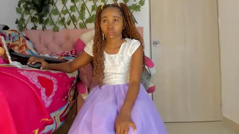 sofia online show from February 11, 2025, 7:33 am