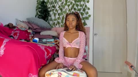 sofia online show from February 13, 2025, 8:27 am