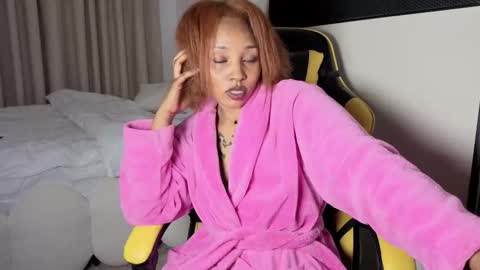 Snapshot of sexycabdy chatting on September 10, 2025, 12:32 am sexycabdy online show from September 10, 2025, 12:32 am