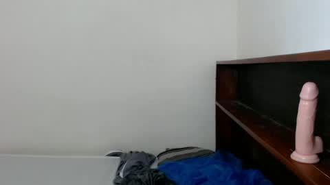 Snapshot of sexycale23 chatting on January 21, 2025, 7:37 am hunting CALEfornian online show from January 21, 2025, 7:37 am