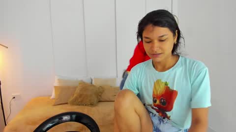 Snapshot of sexychanell_18 chatting on December 29, 2024, 12:45 pm chanell and yina online show from December 29, 2024, 12:45 pm