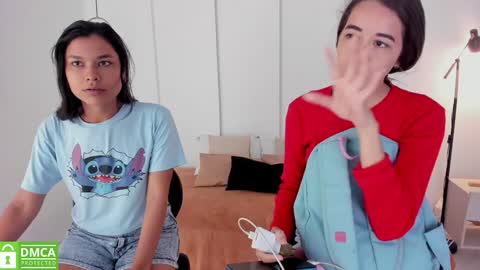 Snapshot of sexychanell_18 chatting on January 8, 2025, 12:37 pm chanell and yina online show from January 8, 2025, 12:37 pm