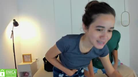 Snapshot of sexychanell_18 chatting on February 19, 2025, 7:16 pm chanell and yina online show from February 19, 2025, 7:16 pm