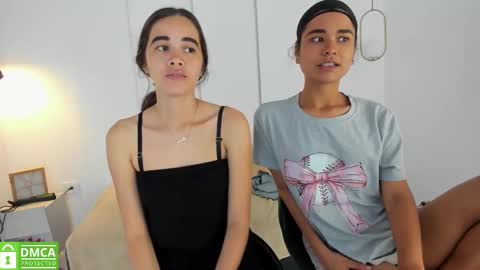 Snapshot of sexychanell_18 chatting on February 21, 2025, 4:16 pm chanell and yina online show from February 21, 2025, 4:16 pm