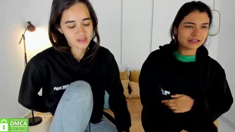 Snapshot of sexychanell_18 chatting on March 3, 2025, 10:49 am chanell and yina online show from March 3, 2025, 10:49 am