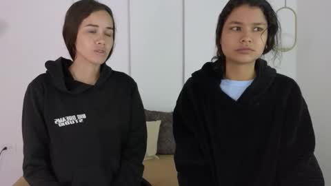 Snapshot of sexychanell_18 chatting on September 25, 2025, 1:15 pm chanell and yina online show from September 25, 2025, 1:15 pm