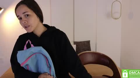 Snapshot of sexychanell_18 chatting on October 1, 2025, 12:55 pm chanell and yina online show from October 1, 2025, 12:55 pm