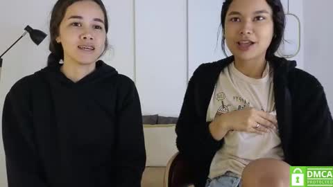 chanell and yina online show from December 17, 2025, 1:06 pm