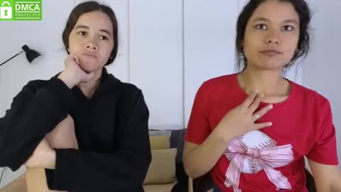 chanell and yina online show from March 10, 2026, 1:27 pm