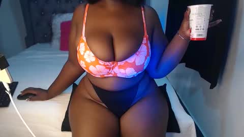 sexychocco online show from November 16, 2025, 10:32 am