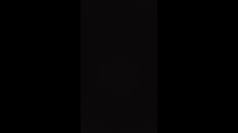 Sexy couple with a squirting lady online show from April 17, 2026, 11:41 pm