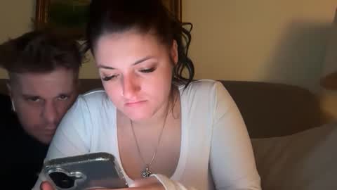 sexycouple41110 online show from February 8, 2026, 4:27 am