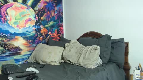 Snapshot of sexydarkhunter2 chatting on September 18, 2025, 10:56 pm Mike online show from September 18, 2025, 10:56 pm