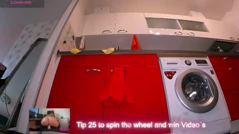 Snapshot of sexydea chatting on February 15, 2025, 11:39 am XDA online show from February 15, 2025, 11:39 am