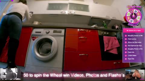 Snapshot of sexydea chatting on January 10, 2026, 12:40 pm XDA online show from January 10, 2026, 12:40 pm