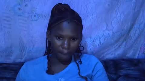 sexydoll002 online show from October 28, 2025, 5:26 pm