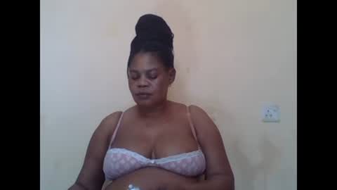 Snapshot of sexydove2 chatting on February 27, 2025, 12:56 pm EMILY online show from February 27, 2025, 12:56 pm