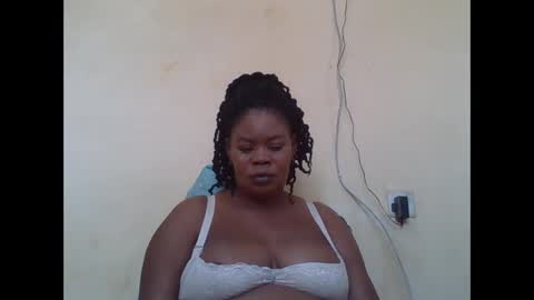 Snapshot of sexydove2 chatting on September 12, 2025, 7:08 am EMILY online show from September 12, 2025, 7:08 am