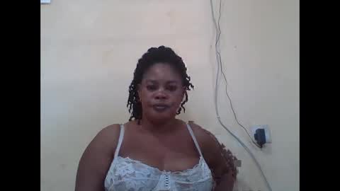 Snapshot of sexydove2 chatting on September 21, 2025, 3:52 am EMILY online show from September 21, 2025, 3:52 am