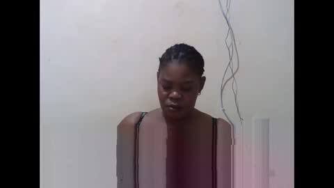 Snapshot of sexydove2 chatting on October 1, 2025, 2:39 am EMILY online show from October 1, 2025, 2:39 am