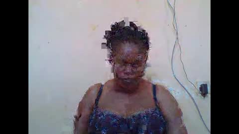 Snapshot of sexydove2 chatting on February 12, 2026, 7:14 am EMILY online show from February 12, 2026, 7:14 am