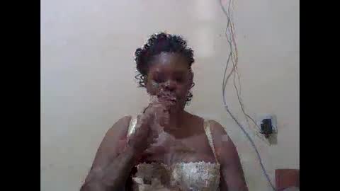 Snapshot of sexydove2 chatting on February 16, 2026, 6:04 pm EMILY online show from February 16, 2026, 6:04 pm