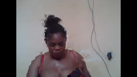 Snapshot of sexydove2 chatting on February 27, 2026, 7:08 am EMILY online show from February 27, 2026, 7:08 am