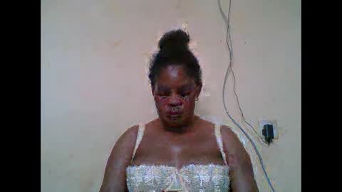 Snapshot of sexydove2 chatting on February 28, 2026, 7:20 am EMILY online show from February 28, 2026, 7:20 am