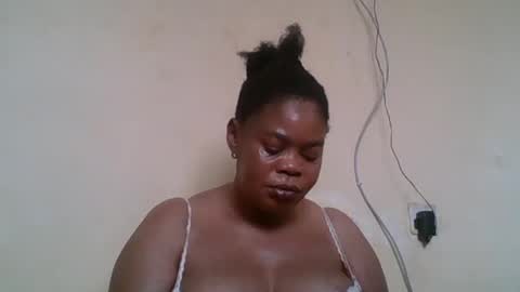 Snapshot of sexydove2 chatting on June 30, 2026, 6:47 am EMILY online show from June 30, 2026, 6:47 am