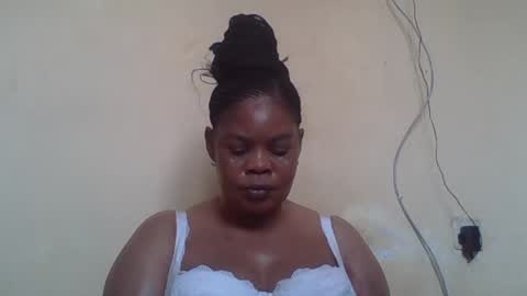 Snapshot of sexydove2 chatting on July 13, 2026, 7:22 am EMILY online show from July 13, 2026, 7:22 am