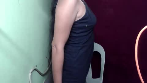 Snapshot of sexyemie29 chatting on February 3, 2026, 6:51 am sexyemie29 online show from February 3, 2026, 6:51 am