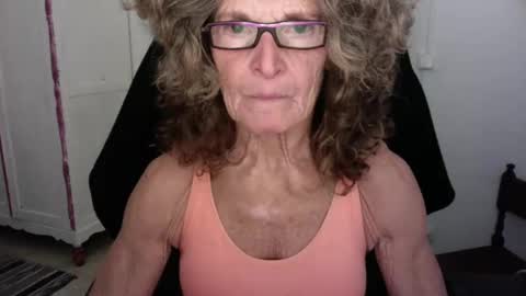 Snapshot of sexyfit58 chatting on December 21, 2024, 9:47 pm SexyFit58 online show from December 21, 2024, 9:47 pm