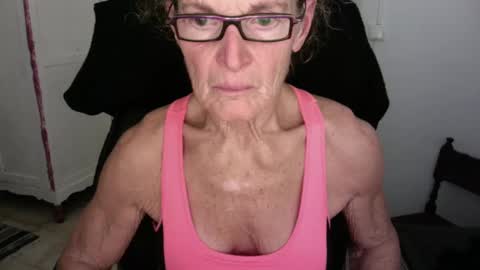 Snapshot of sexyfit58 chatting on January 12, 2025, 12:28 am SexyFit58 online show from January 12, 2025, 12:28 am