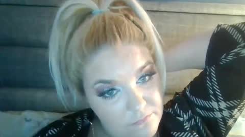 sexygirly1903 online show from April 15, 2026, 1:23 am