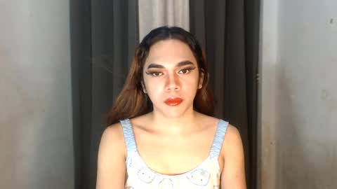 TYRA 3 online show from February 23, 2025, 11:36 pm