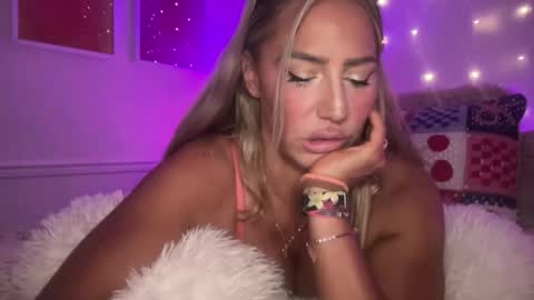 Ashley Love online show from June 5, 2026, 8:53 am
