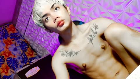 Snapshot of sexyhotbabe18 chatting on February 22, 2025, 9:48 pm sexyhotbabe18 online show from February 22, 2025, 9:48 pm