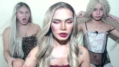 Snapshot of sexyhotbabe18 chatting on April 27, 2026, 2:04 pm sexyhotbabe18 online show from April 27, 2026, 2:04 pm