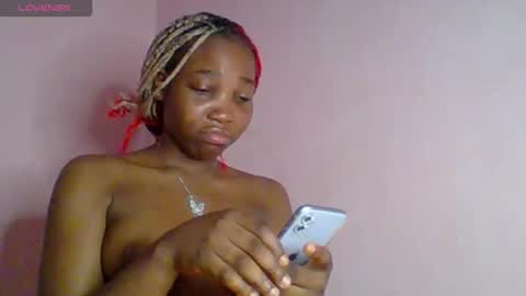 Hailey online show from October 17, 2025, 12:19 pm