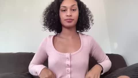 Jenny online show from January 15, 2026, 5:27 pm