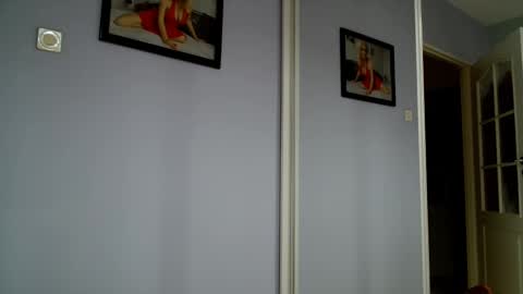 Snapshot of sexyjennyeu chatting on March 2, 2025, 8:07 pm Jenny online show from March 2, 2025, 8:07 pm