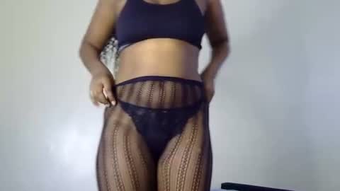 sexyjiana online show from September 27, 2025, 7:13 am