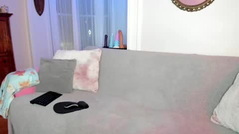 Snapshot of sexykittycouple chatting on September 29, 2025, 3:55 am Peaches  Justin online show from September 29, 2025, 3:55 am