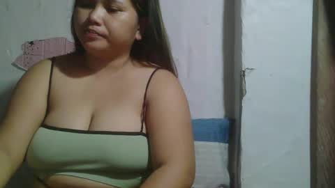Snapshot of sexykittymom chatting on February 16, 2025, 8:44 pm sexykittymom online show from February 16, 2025, 8:44 pm
