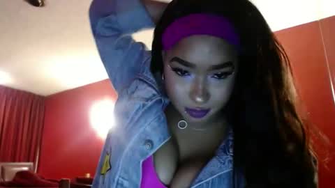 Snapshot of sexylatincouple chatting on May 17, 2026, 8:01 am SEXYLATINCOUPLE online show from May 17, 2026, 8:01 am