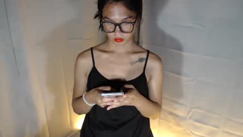 Snapshot of sexylaylia chatting on October 21, 2025, 4:57 am Laylia3 online show from October 21, 2025, 4:57 am