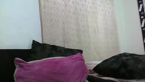 Sexy leon online show from March 25, 2026, 7:03 am