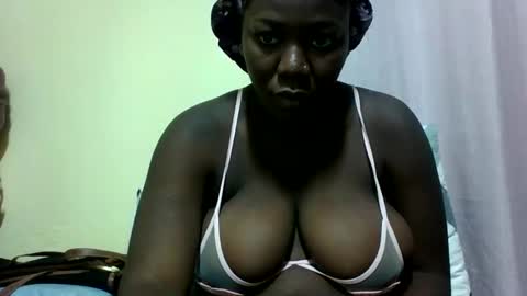Snapshot of sexylicious_ chatting on September 29, 2025, 2:22 pm sexylicious_ online show from September 29, 2025, 2:22 pm