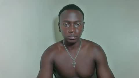 sexylinkebony2 online show from March 14, 2026, 5:46 am