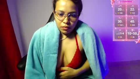 Snapshot of sexyloba_ chatting on February 9, 2026, 12:58 am sexyloba independent model online show from February 9, 2026, 12:58 am